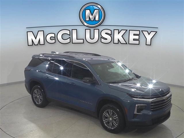 Photo of 2025 Lakeshore Blue Metallic Chevrolet Traverse