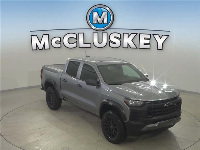 Photo of 2023 Sterling Gray Metallic Chevrolet Colorado
