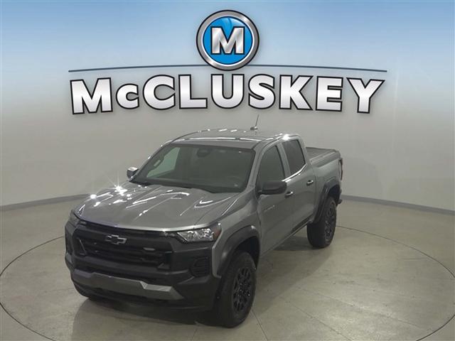 Photo of 2023 Sterling Gray Metallic Chevrolet Colorado