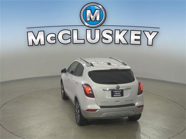 Photo of 2017 White Frost Tricoat Buick Encore