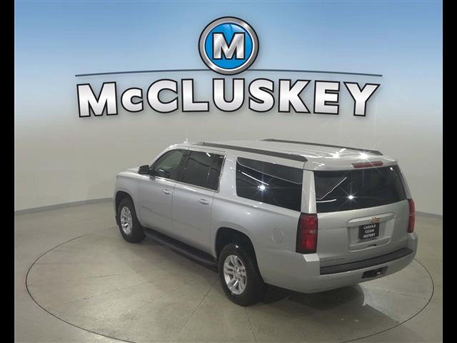 Photo of 2019 Silver Ice Metallic Chevrolet Suburban
