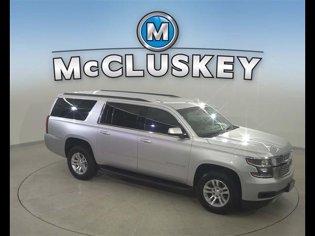 Photo of 2019 Silver Ice Metallic Chevrolet Suburban