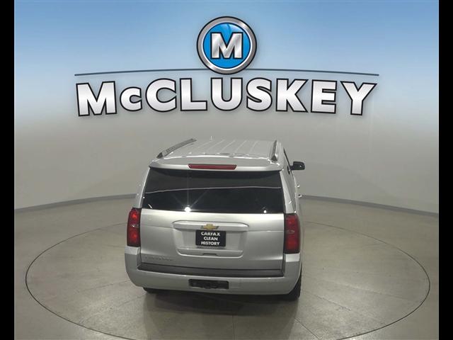 Photo of 2019 Silver Ice Metallic Chevrolet Suburban