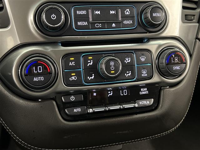 Photo of 2019 Silver Ice Metallic Chevrolet Suburban