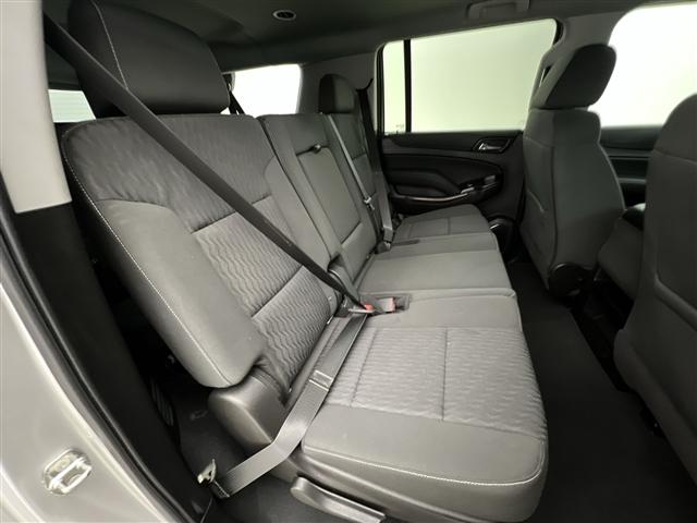 Photo of 2019 Silver Ice Metallic Chevrolet Suburban