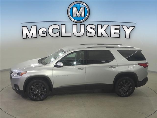 Photo of 2020 Silver Ice Metallic Chevrolet Traverse