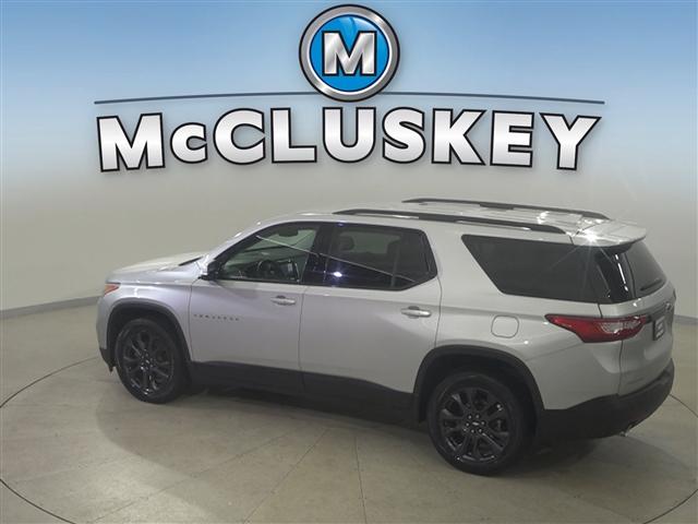 Photo of 2020 Silver Ice Metallic Chevrolet Traverse