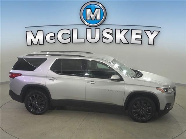 Photo of 2020 Silver Ice Metallic Chevrolet Traverse