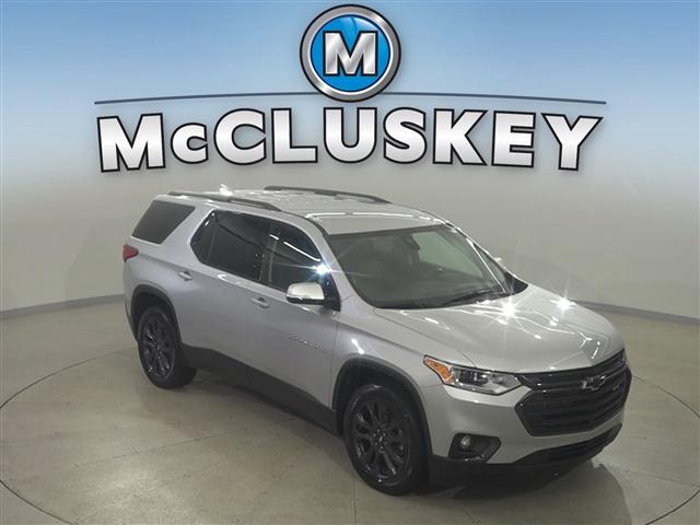 Photo of 2020 Silver Ice Metallic Chevrolet Traverse