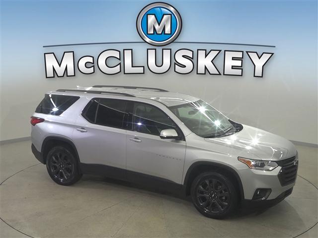 Photo of 2020 Silver Ice Metallic Chevrolet Traverse