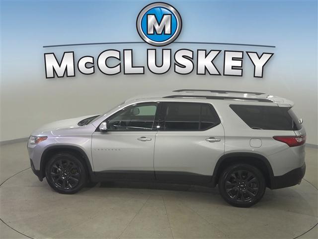 Photo of 2020 Silver Ice Metallic Chevrolet Traverse