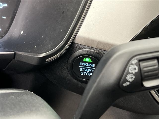 Photo of 2021 CARBONIZED GRAY Ford Escape