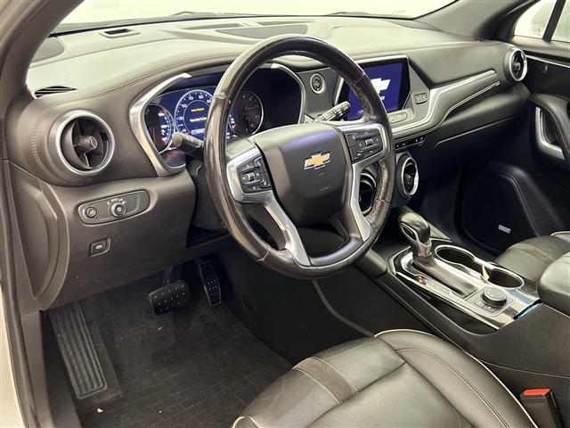 Photo of 2021 Silver Ice Metallic Chevrolet Blazer