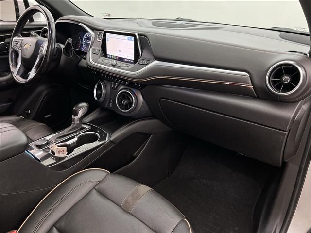 Photo of 2021 Silver Ice Metallic Chevrolet Blazer