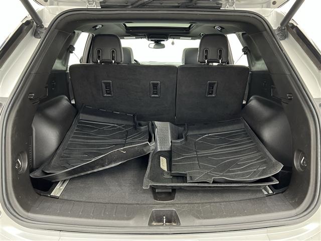 Photo of 2021 Silver Ice Metallic Chevrolet Blazer