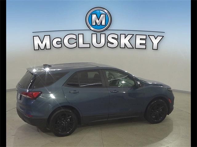 Photo of 2024 Lakeshore Blue Metallic Chevrolet Equinox