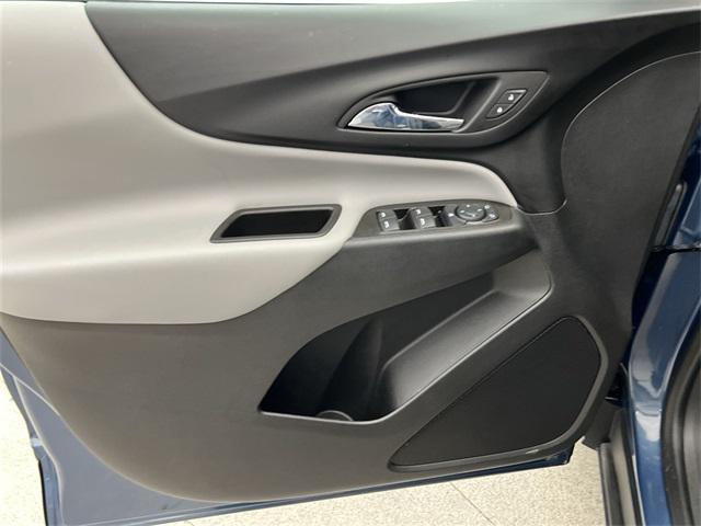 Photo of 2024 Lakeshore Blue Metallic Chevrolet Equinox