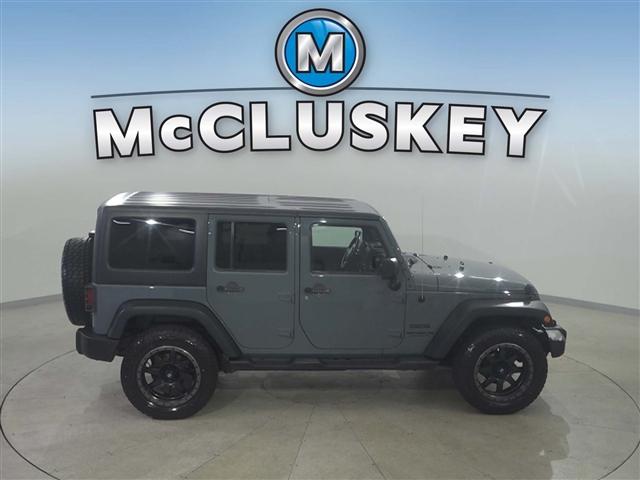 Photo of 2014 Anvil Clear Coat Jeep Wrangler Unlimited