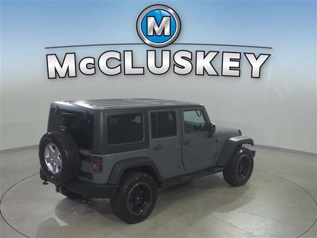 Photo of 2014 Anvil Clear Coat Jeep Wrangler Unlimited