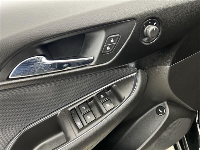 Photo of 2019 Mosaic Black Metallic Chevrolet Cruze
