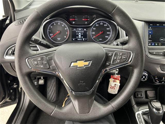 Photo of 2019 Mosaic Black Metallic Chevrolet Cruze