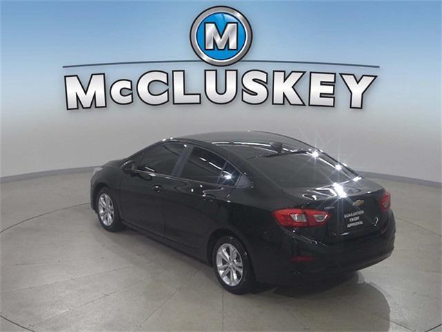 Photo of 2019 Mosaic Black Metallic Chevrolet Cruze
