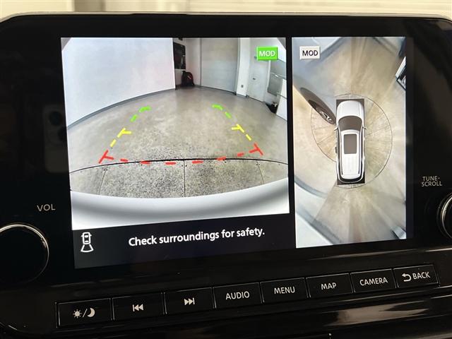 Photo of 2024 Boulder Gray Pearl Nissan Pathfinder