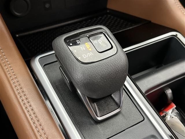 Photo of 2024 Boulder Gray Pearl Nissan Pathfinder