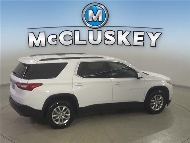 Photo of 2020 Summit White Chevrolet Traverse