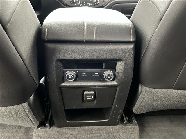 Photo of 2020 Summit White Chevrolet Traverse