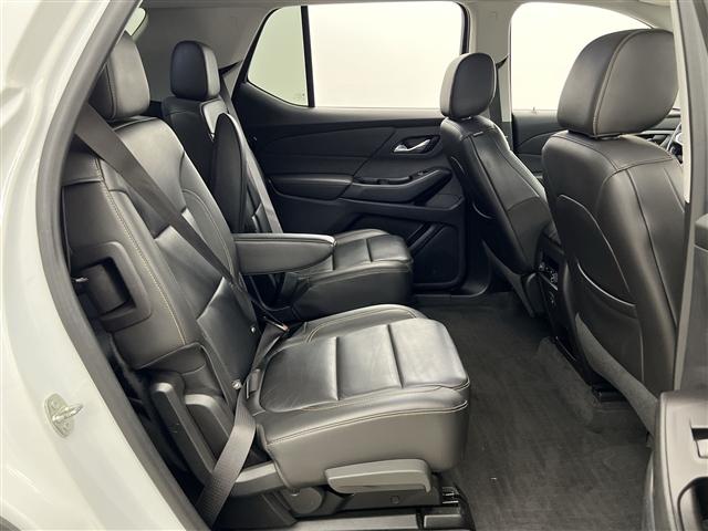 Photo of 2020 Summit White Chevrolet Traverse