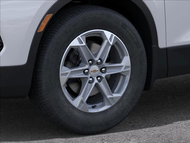 Photo of 2025 Summit White Chevrolet Blazer