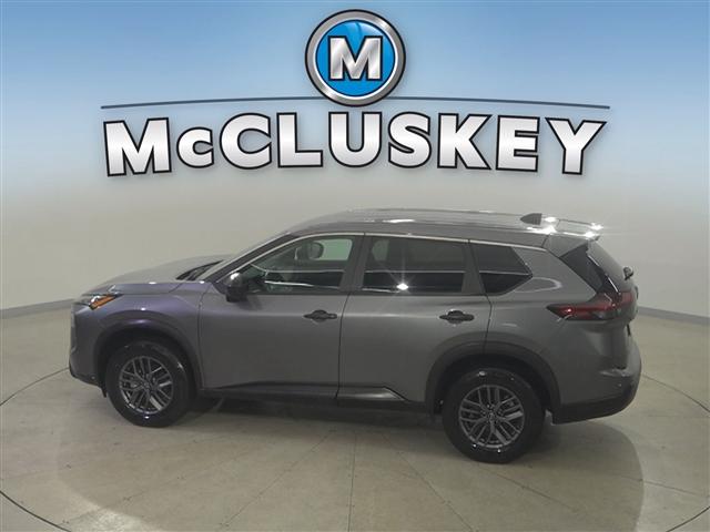 Photo of 2024 Gun Metallic Nissan Rogue
