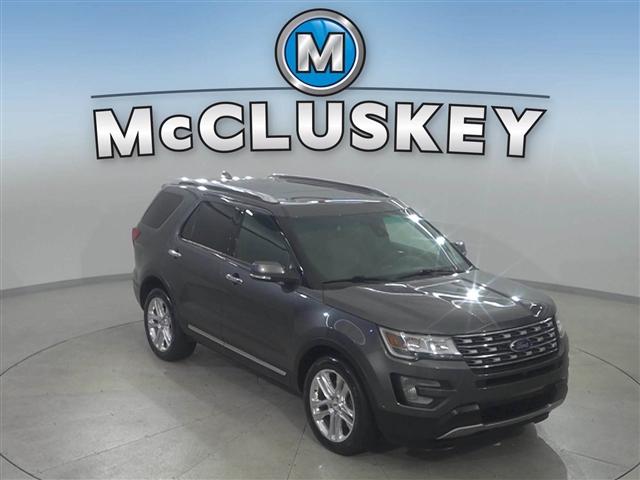 Photo of 2017 MAGNETIC METALLIC Ford Explorer
