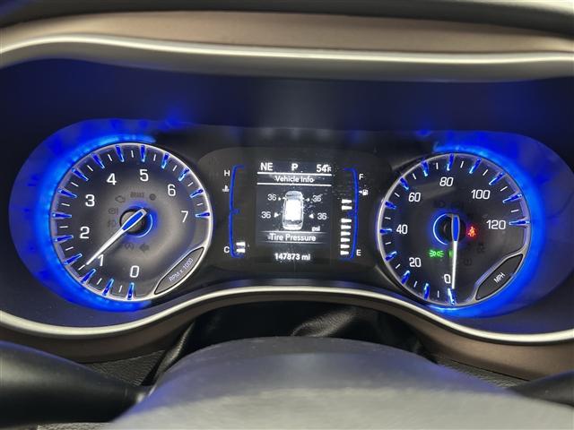 Photo of 2021 Velvet Red Pearlcoat Chrysler Voyager