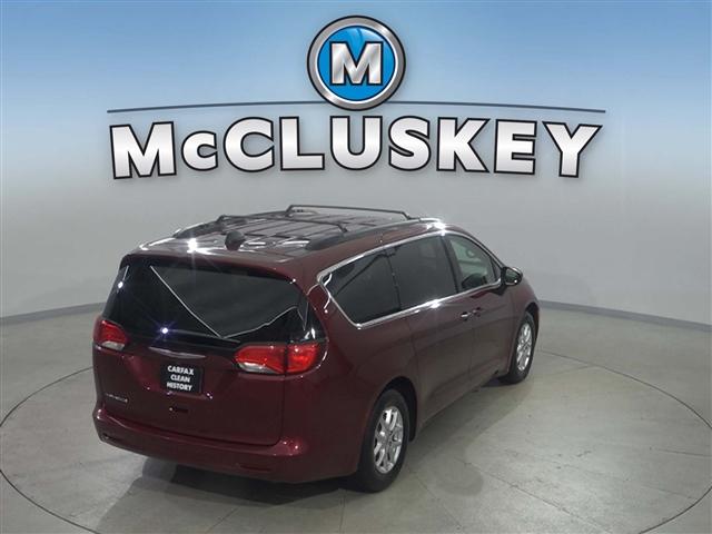 Photo of 2021 Velvet Red Pearlcoat Chrysler Voyager