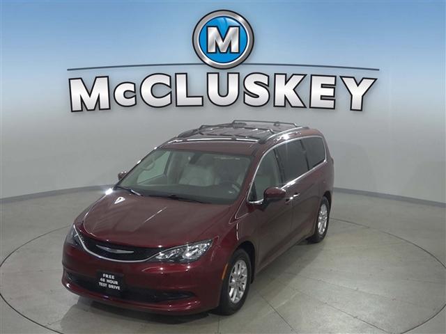 Photo of 2021 Velvet Red Pearlcoat Chrysler Voyager