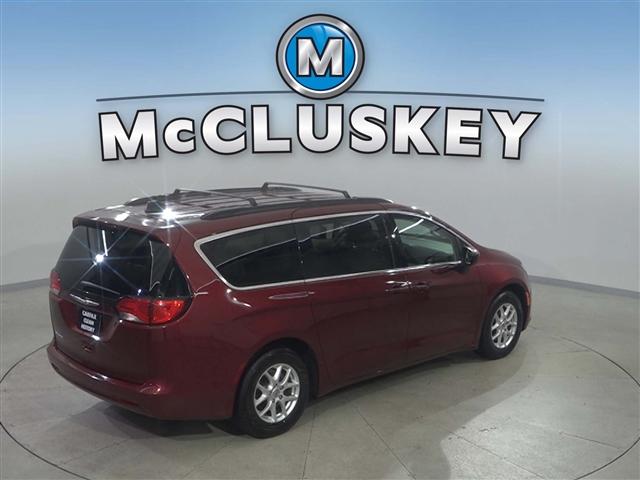 Photo of 2021 Velvet Red Pearlcoat Chrysler Voyager