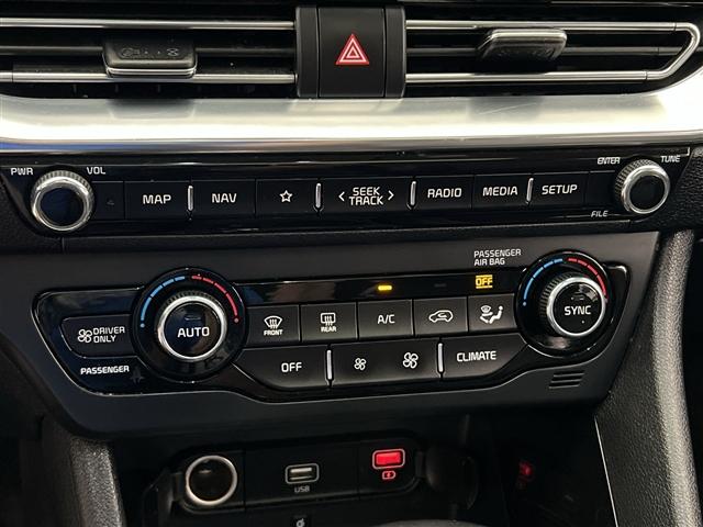 Photo of 2020 Horizon Blue Kia Niro