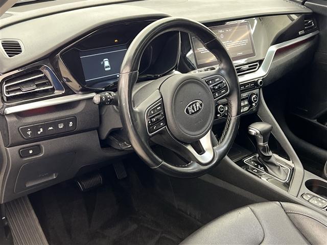 Photo of 2020 Horizon Blue Kia Niro
