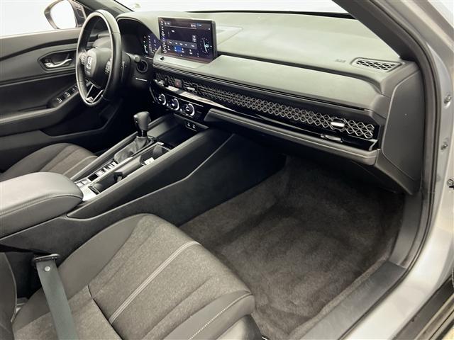 Photo of 2024 Urban Gray Pearl Honda Accord Hybrid