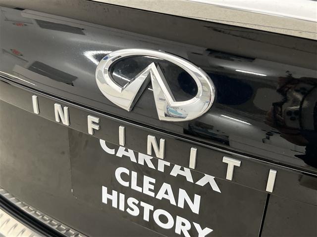 Photo of 2021 Black Obsidian INFINITI QX50