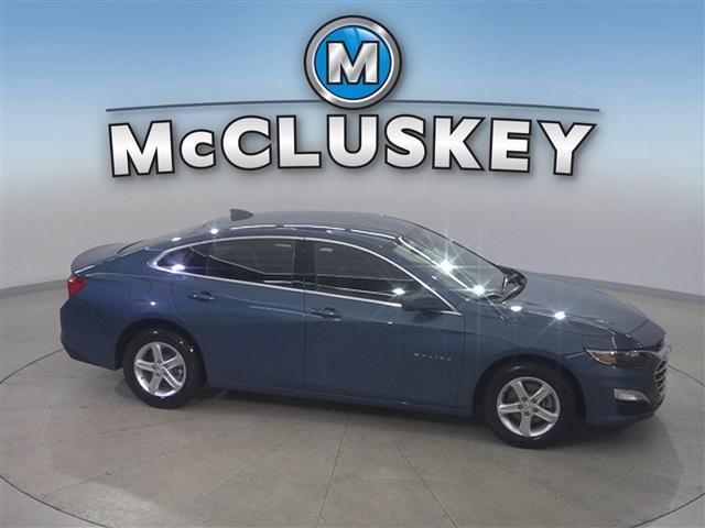 Photo of 2025 Lakeshore Blue Metallic Chevrolet Malibu
