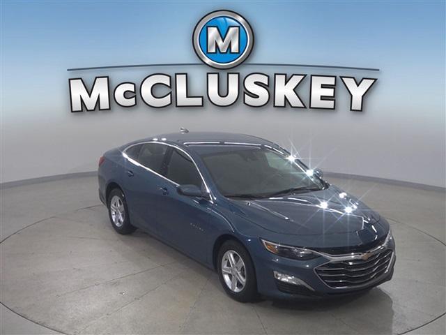 Photo of 2025 Lakeshore Blue Metallic Chevrolet Malibu