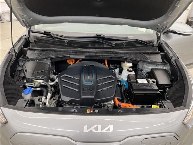Photo of 2022 Steel Gray Kia Niro EV