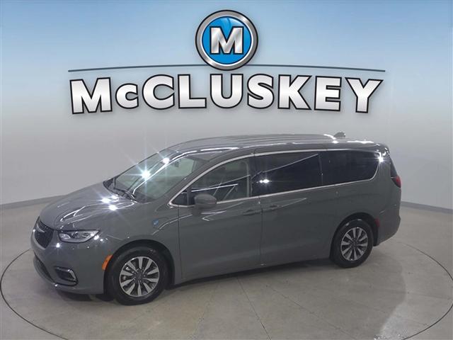 2022 Chrysler Pacifica Hybrid