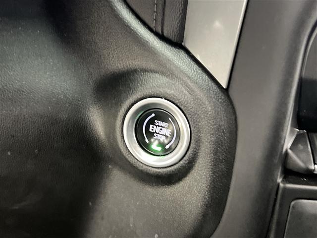 Photo of 2022 Shadow Gray Metallic Chevrolet Silverado 1500