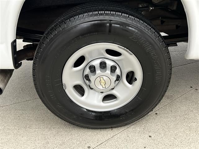 Photo of 2022 Summit White Chevrolet Express 2500