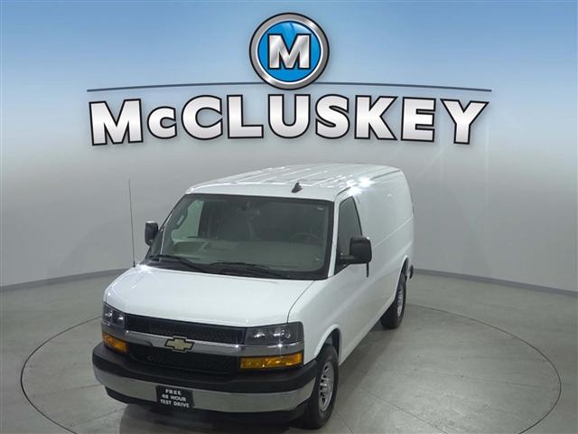 Photo of 2022 Summit White Chevrolet Express 2500
