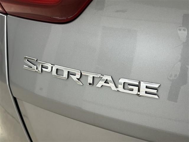 Photo of 2021 Steel Gray Kia Sportage
